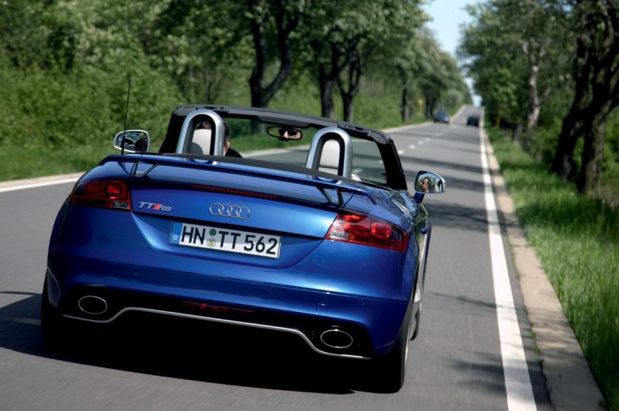  Audi TT RS Roadster (8J) 2009 года  (WW) (фото 40 из 47)